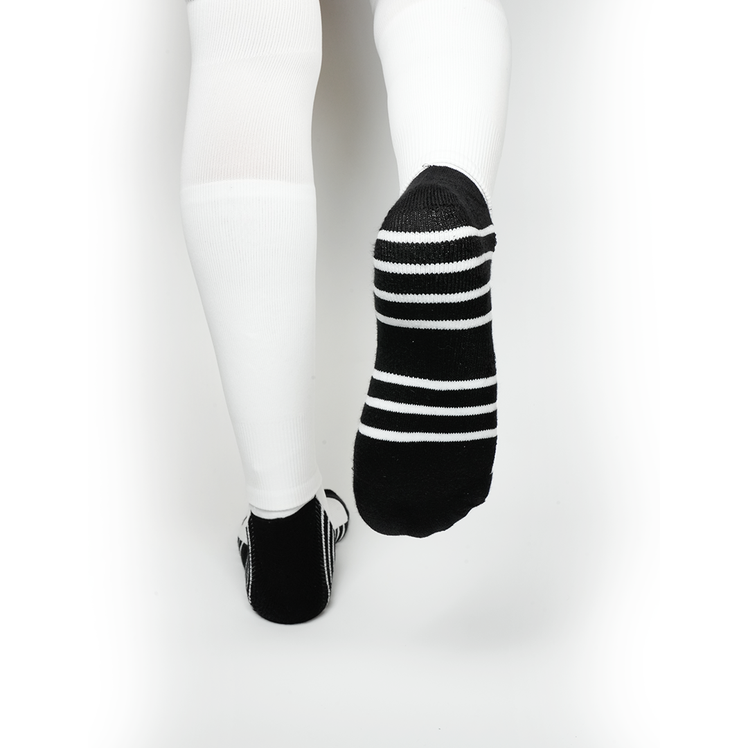 mica + combo pouch(socks)